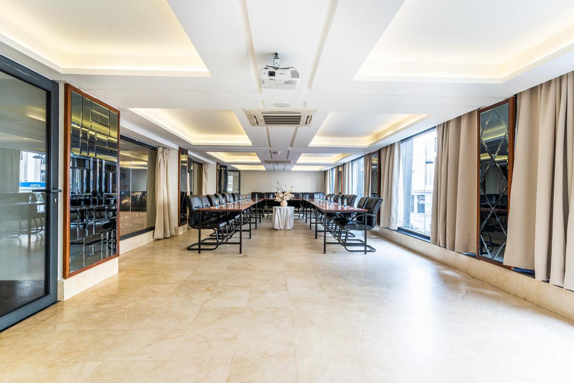 One Hotel Καζαμπλάνκα Εξωτερικό φωτογραφία The 10th floor of the hotel