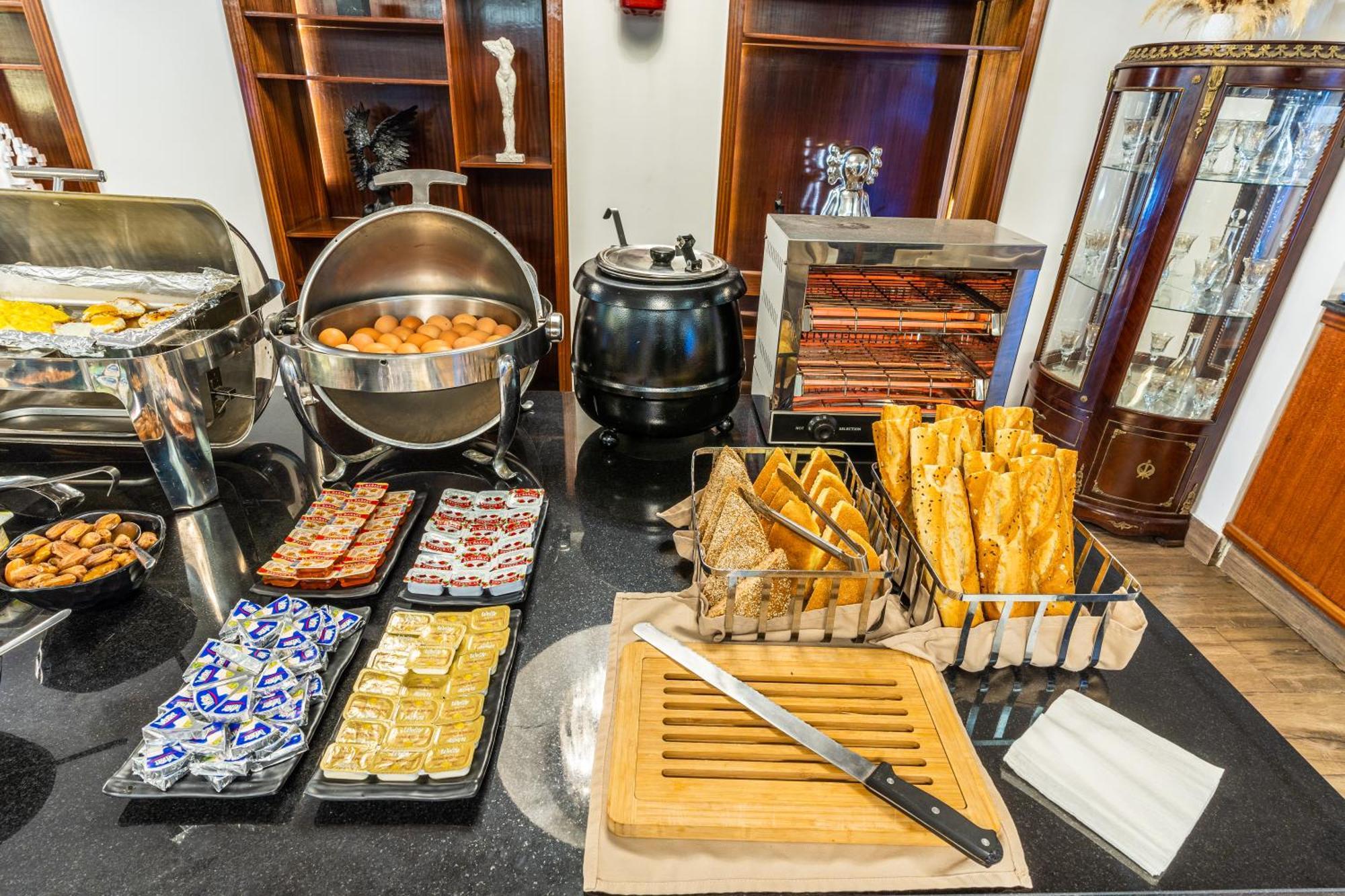 One Hotel Καζαμπλάνκα Εξωτερικό φωτογραφία A chafing dish (right)