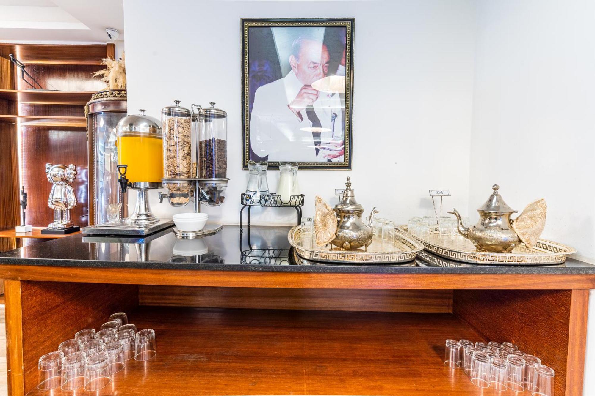 One Hotel Καζαμπλάνκα Εξωτερικό φωτογραφία A picture of the late Chef Antonino Galea at the breakfast counter at the Westin Palace, St. Petersburg, Russia